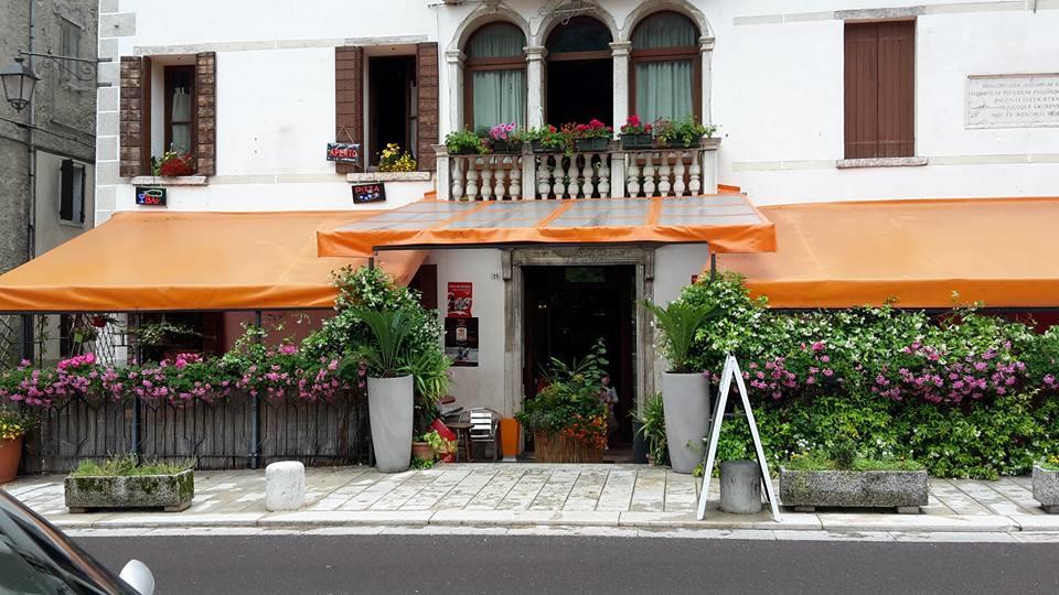 Ristorante Pizzeria Al Mondo Valstagna المظهر الخارجي الصورة