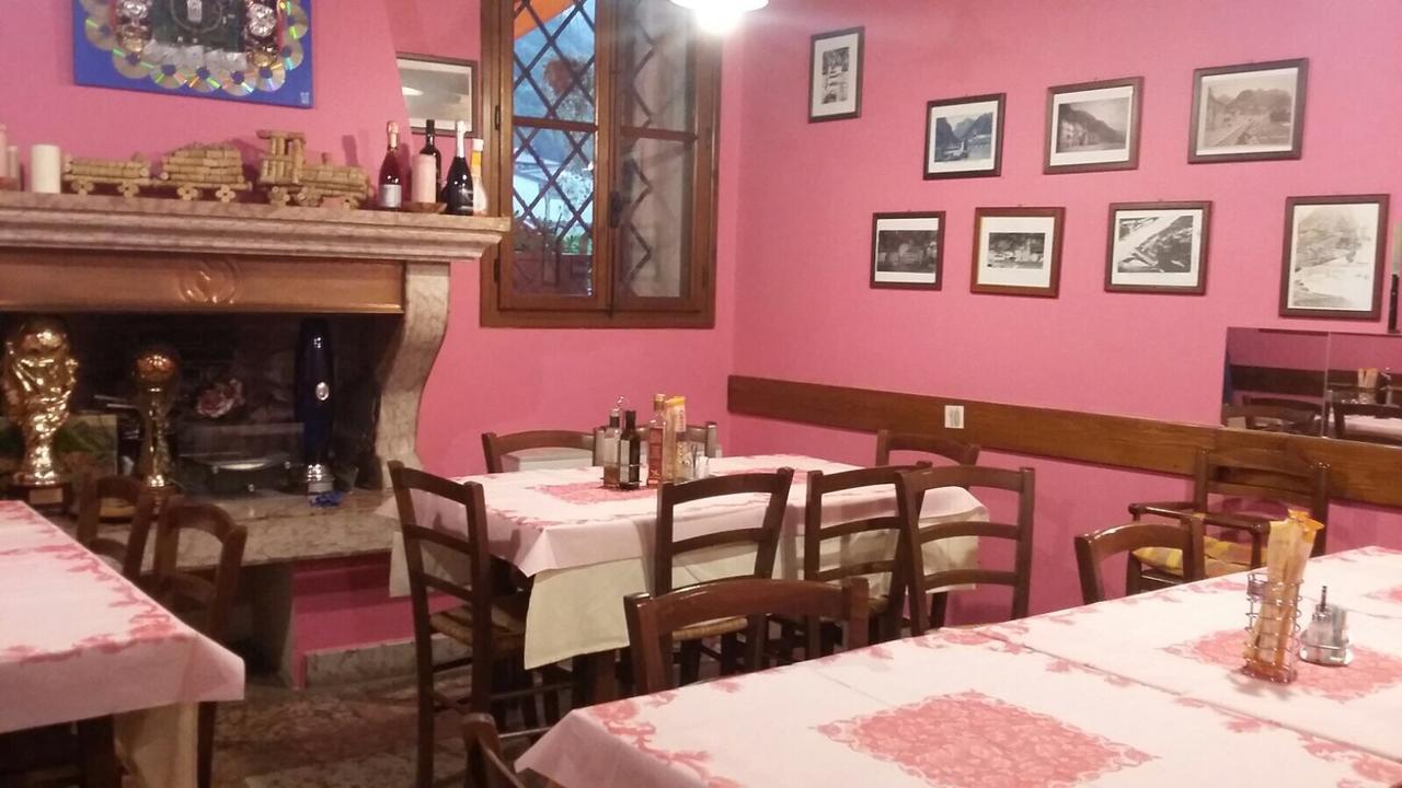 Ristorante Pizzeria Al Mondo Valstagna المظهر الخارجي الصورة